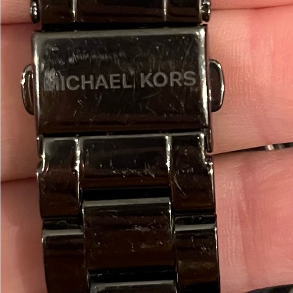 Michael Kors Everest watch - Picture 3 of 8